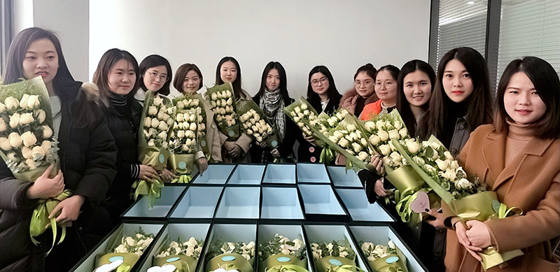 3.8妇女节公司福利