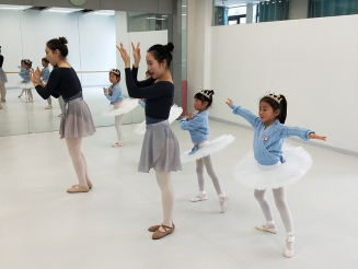 芭蕾舞教学